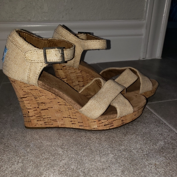 Toms Shoes - Toms Tan Wedges Size 6.5